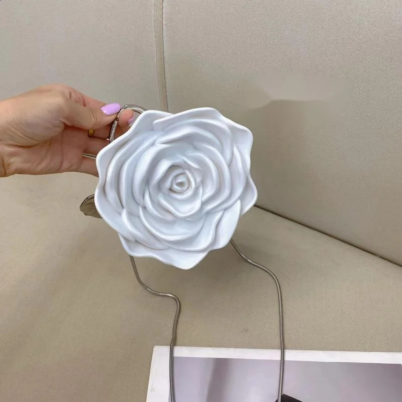 3D Flower Womens Rose Shaped Box Bag Girls High Quality Socialite Dinner Bag Niche Ladies Exquisite Retro Party Crossbody Bag 241231