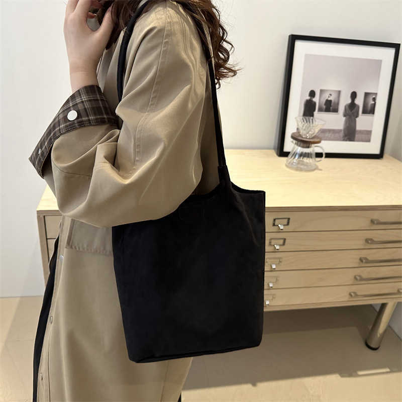 Winter two-piece set new lazy style trendy and simple casual one shoulder women's bucket armpit bag