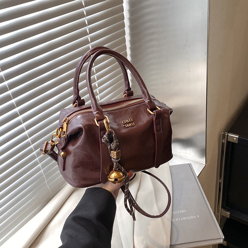 Women Shoulder Bag Fashion Outdoor Versatile Retro Trendy Designer Bag High-end Triple Black Brown Coffee Burgundy Free shipping