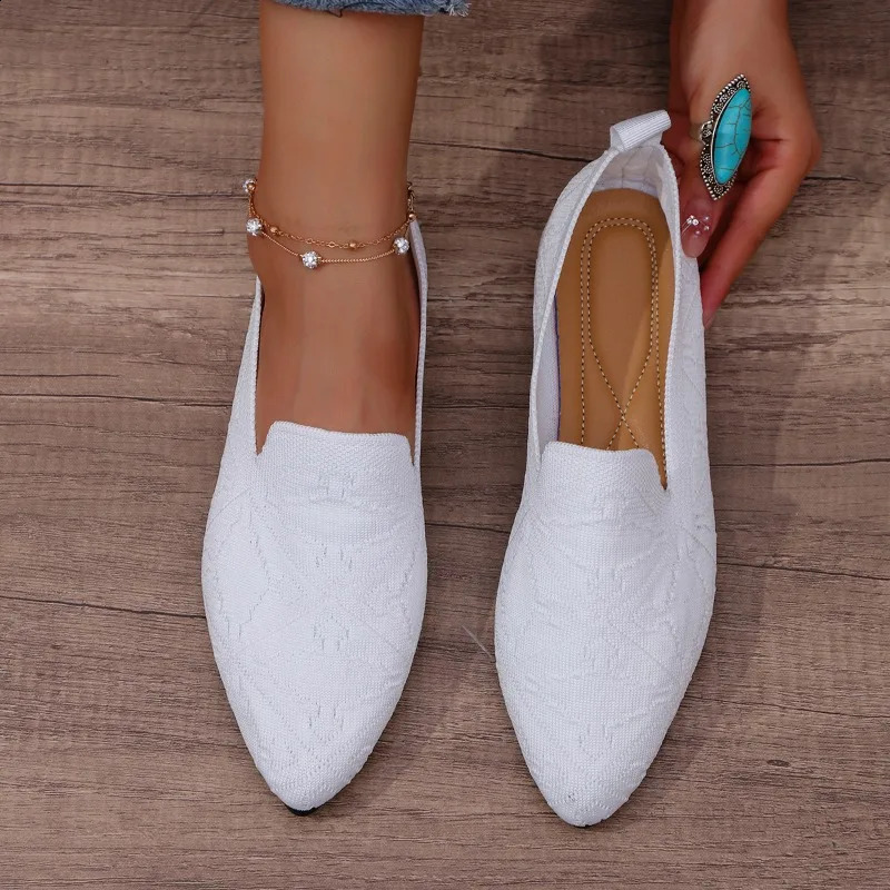 Women Solid Color Pointed Toe Mesh Loafers Shallow Woman Flats Soft Bottom Knit Ballet Shoes Casual Slip on Boat 241225