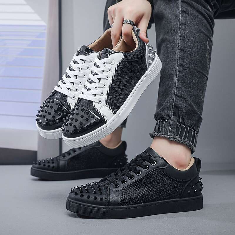 Outdoor Running Sneakers Male Fashion Sports Rivet Men Shoes Hard-Wearing Fiess Sneaker Breathable Sewing Tr ainers Casual Shoe