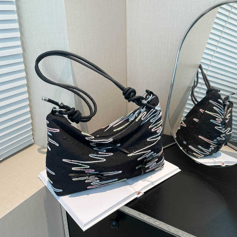 Trendy Western Style Large Capacity 2024 New Summer Leisure Embroidery Thread Commuting Dumplings Single Shoulder Cross Shoulder Tote Women's Bag