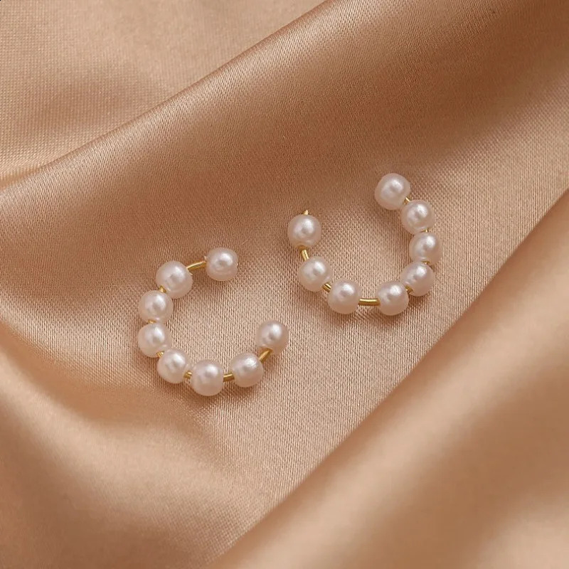 Elegant Simple Pearl Ear Cuff Piercing Clip on Earrings for Women Fashion Korean Sweet Wedding Jewelry 241225