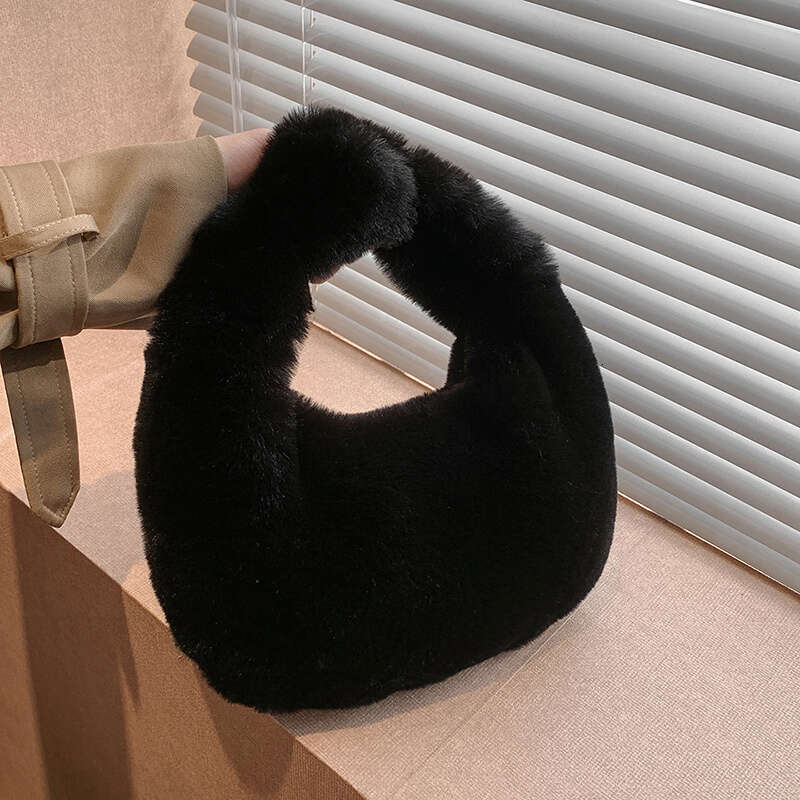 2025 Solid Color Plush Dumpg Simple Style Niche Design Faux Fur Handbag Tote Small Women's Underarm Hobo Bag