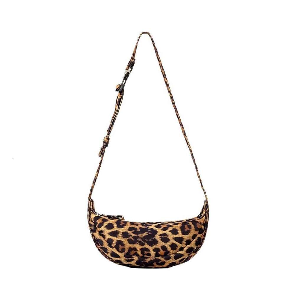 European And American Cross-Border Autumn Crossbody New Korean Version Fashionable Casual Shoulder Women's Small Chest Bag