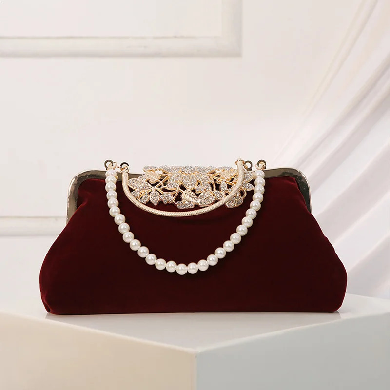 Vintage Wine Red Velvet Handbag Women Velour Evening Bag Retro Style Bridal Wedding Party Clutches Ladies Diamond Purse XA829H 241231