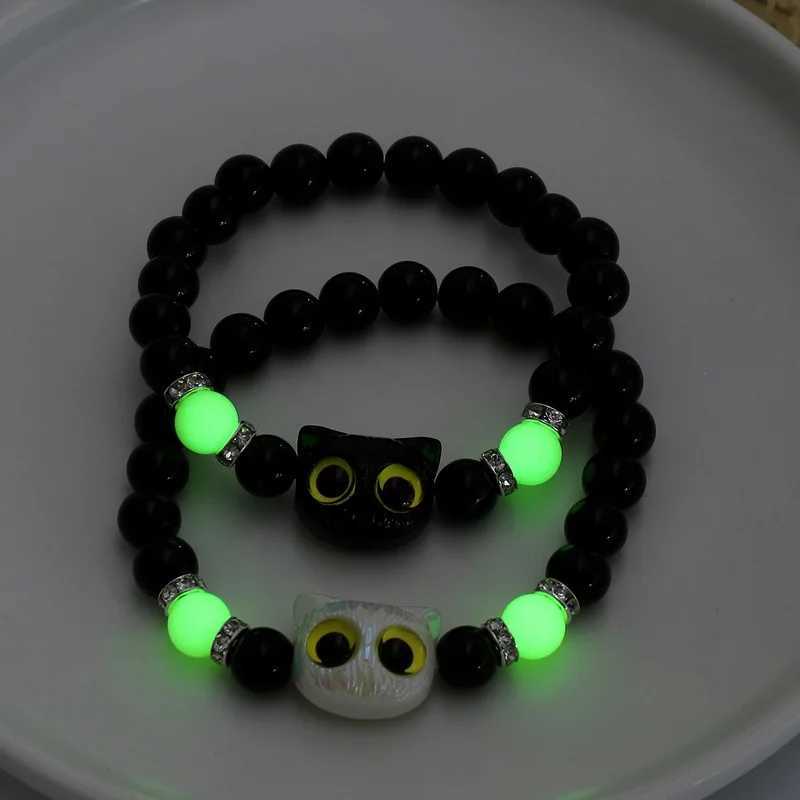 Cute cartoon big eyed cat glowing bracelet womens animal black and white kitten bead bracelet friendship couple jewelry W241231