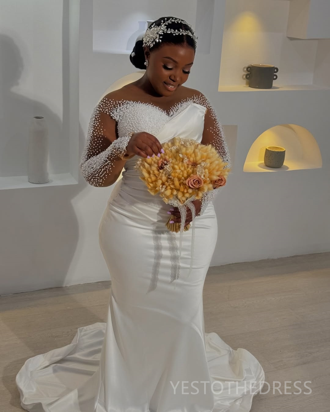 2025 African Wedding Dress Bridal Gowns Plus Size Mermaid Wedding Gowns Crystals Neck Pearls Beaded Lace Gowns For Nigeria Black Women Marriage D461