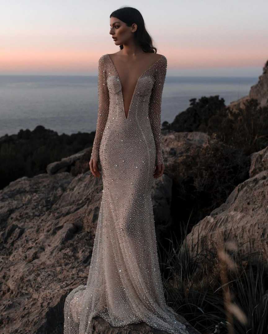 Sexy Mermaid Evening Dress Beaded Crystal Deep V Neck Prom Gowns Lace Long Sleeve Sweep Train Formal Dresses Customized