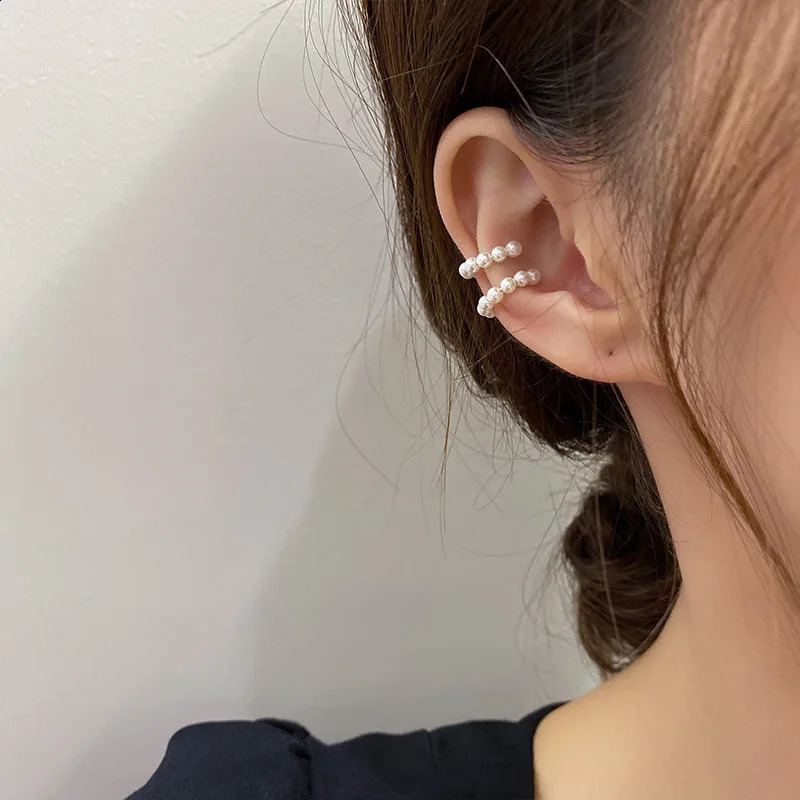 2023 Korea Trendy Charm Pearl Beaded Ear Cuff Clip Earring for Women Piercing Bone Cshaped Jewelry Accessory Wholesale 241225