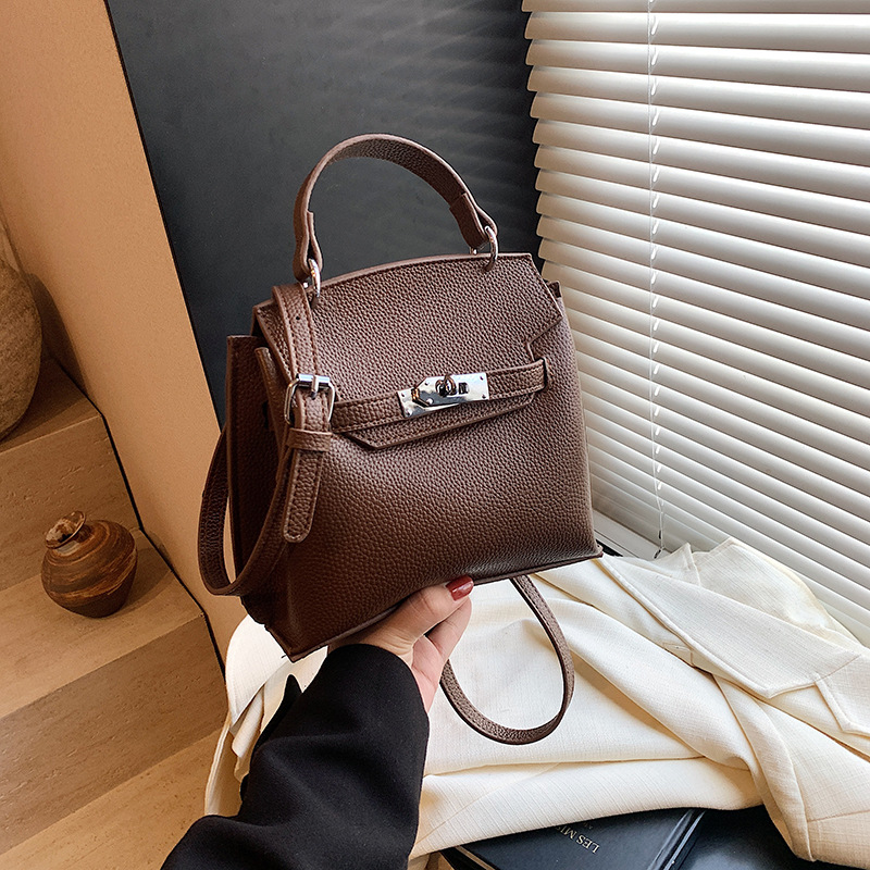 Women Shoulder Fashion Simple Casual Style Versatile Retro Designer hot High-end Small Bag Triple Black Brown Coffee Free shipping