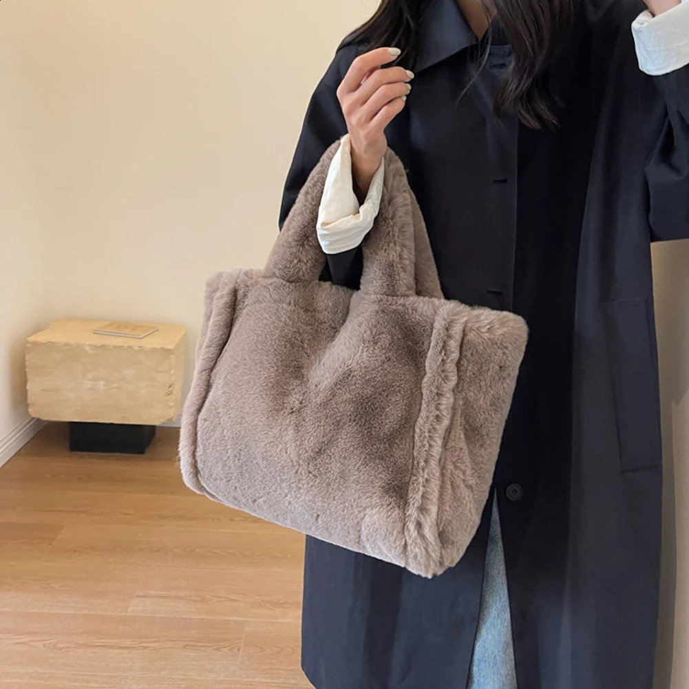 Winter Faux Fur The Tote Bag for Women Plush Shoulder Bag Soft Furry Tote Handbag Large Capacity Fluffy Wool Female Shopper Bags 241231