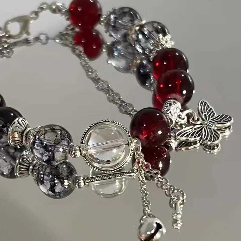 2024 New Tren Red Crystal Feather Cross Pendant Bracelet Suitable for Women Retro Elastic Bead Chain Bracelet Jewelry Gift W241231