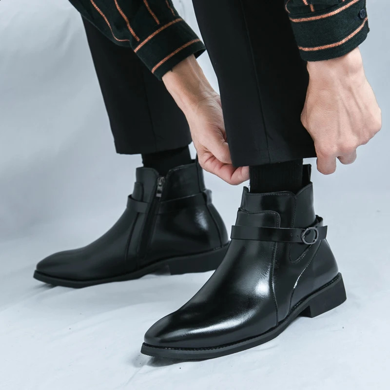 Side link pointed Martin boots men British style leather boots Brock high top mens casual leather shoes 241231