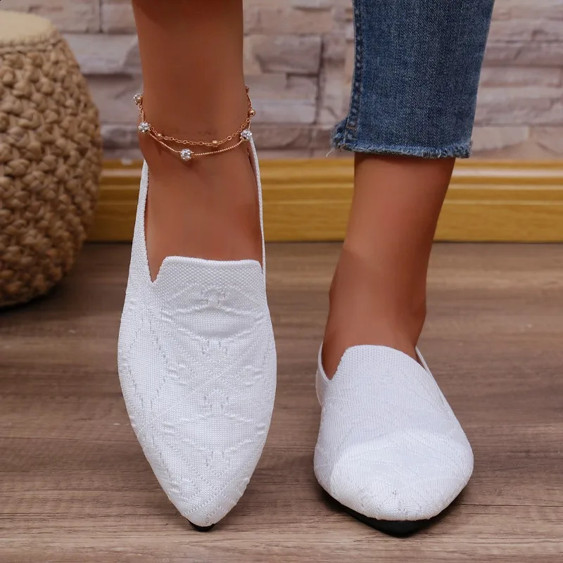 Women Solid Color Pointed Toe Mesh Loafers Shallow Woman Flats Soft Bottom Knit Ballet Shoes Casual Slip on Boat 241225
