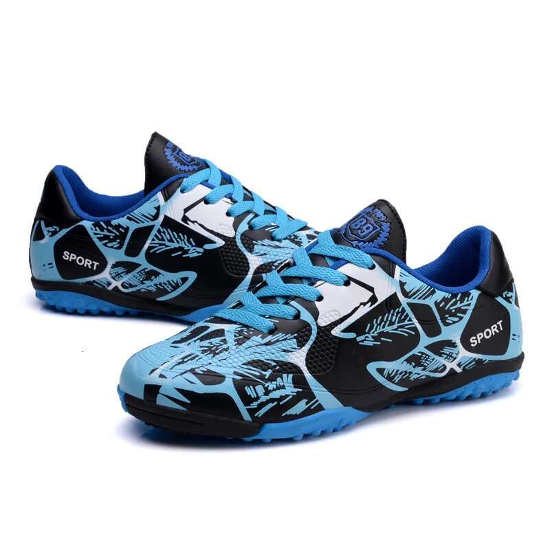 New Men Soccer Kids Cleats Grass Adult Professional Football Boots Ultralight Non-Slip Boys Training Shoes Drop Shipping