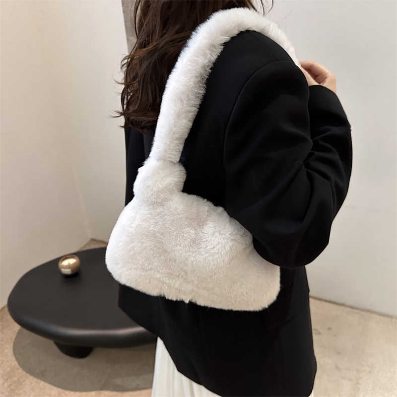 Trendy Fashion Plus… - image