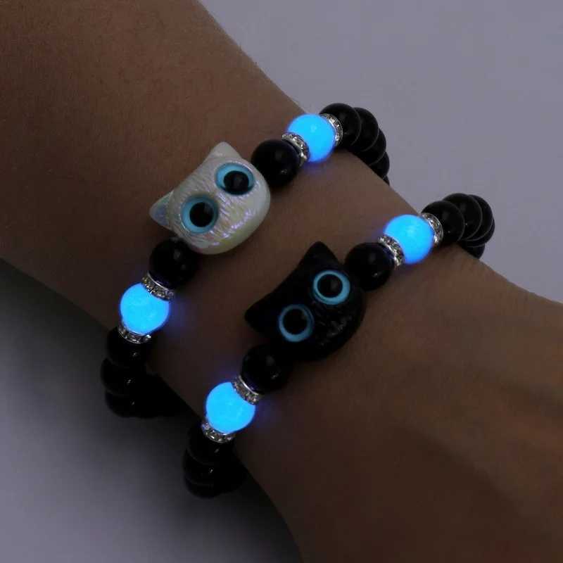 Cute cartoon big eyed cat glowing bracelet womens animal black and white kitten bead bracelet friendship couple jewelry W241231