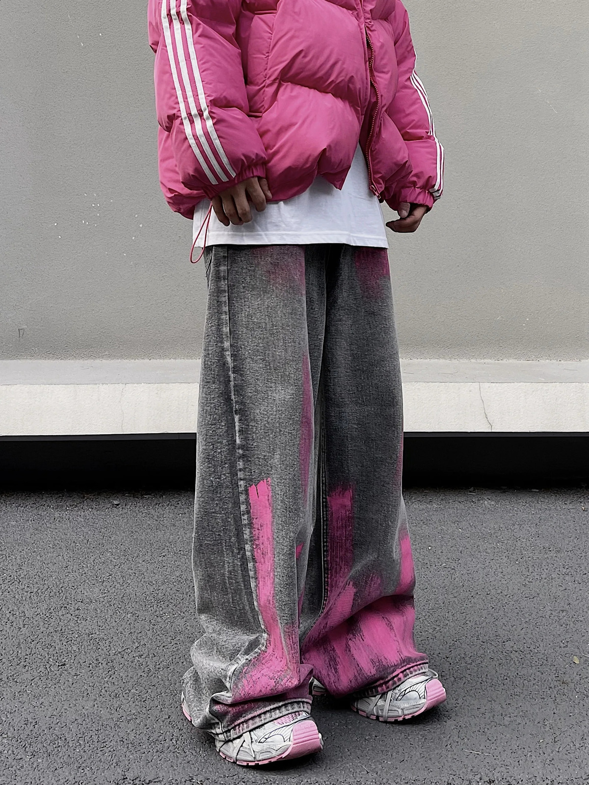 Pink Hand-painted Graffiti Washed Jeans Streetwear Men Y2k Jeans 241230