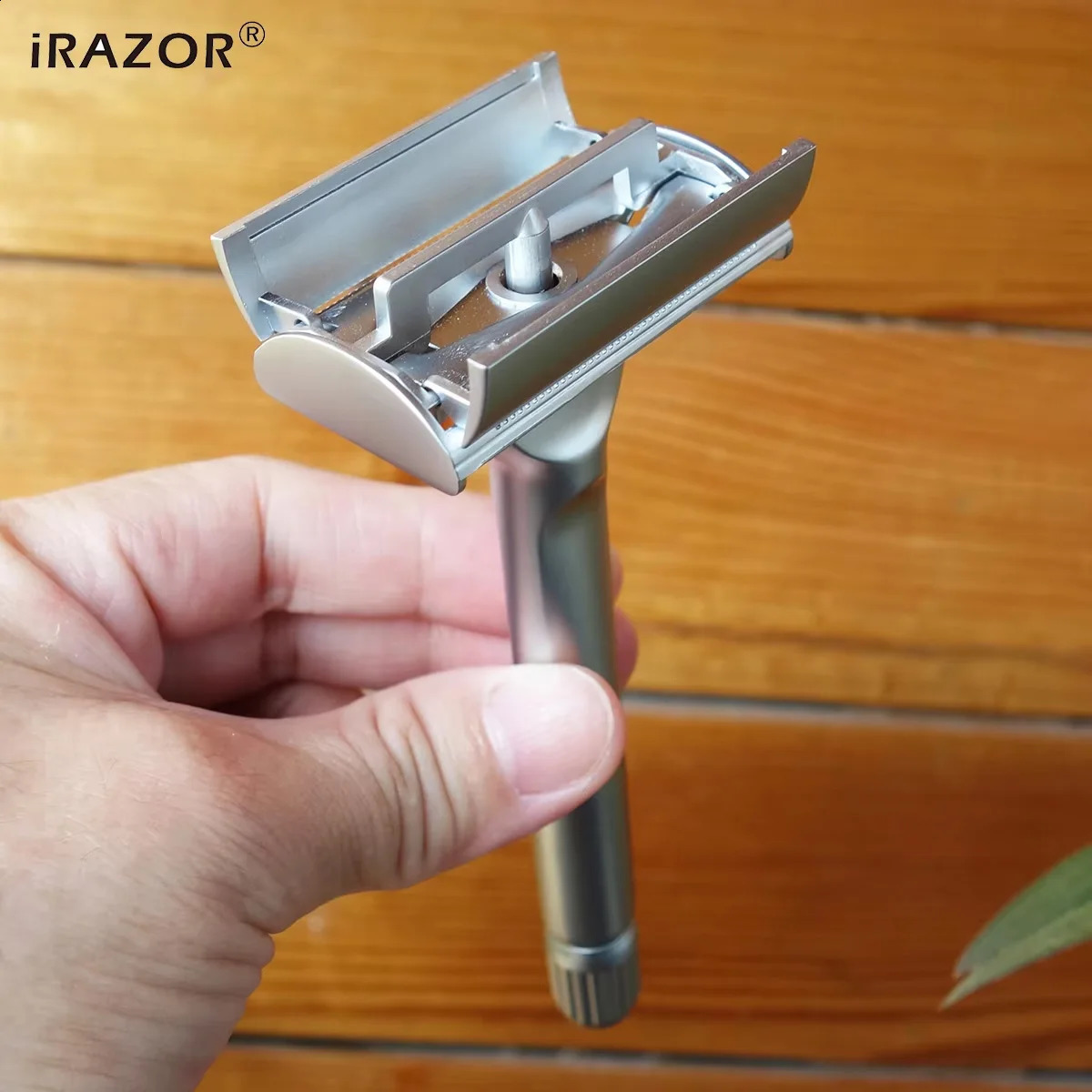 iRAZOR Heavy Butterfly Double Edge Safety Razor with 10pcs Original Blade Refills for Men Reusable Grooming Gift Set 241230