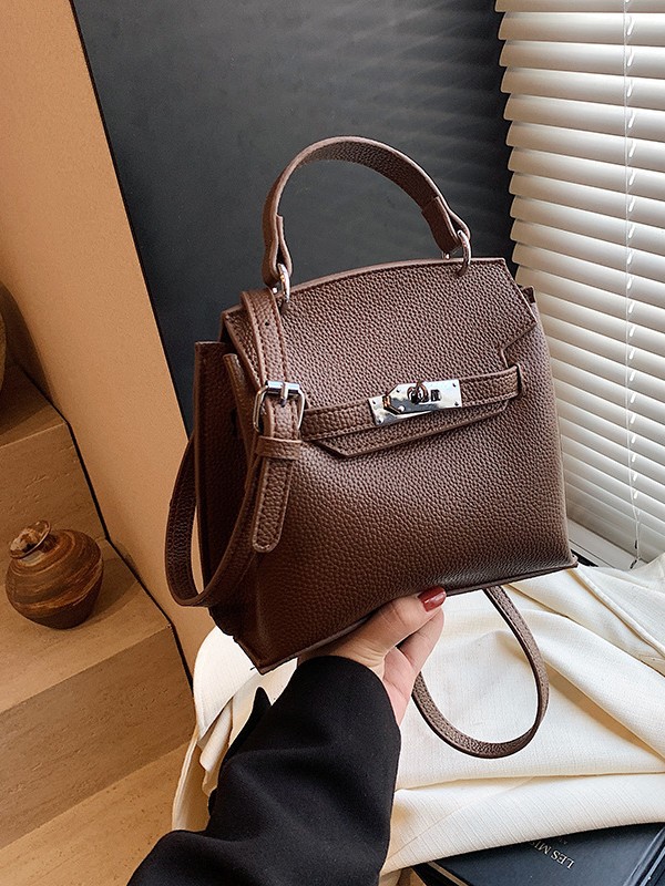 Women Shoulder Fashion Simple Casual Style Versatile Retro Designer hot High-end Small Bag Triple Black Brown Coffee Free shipping