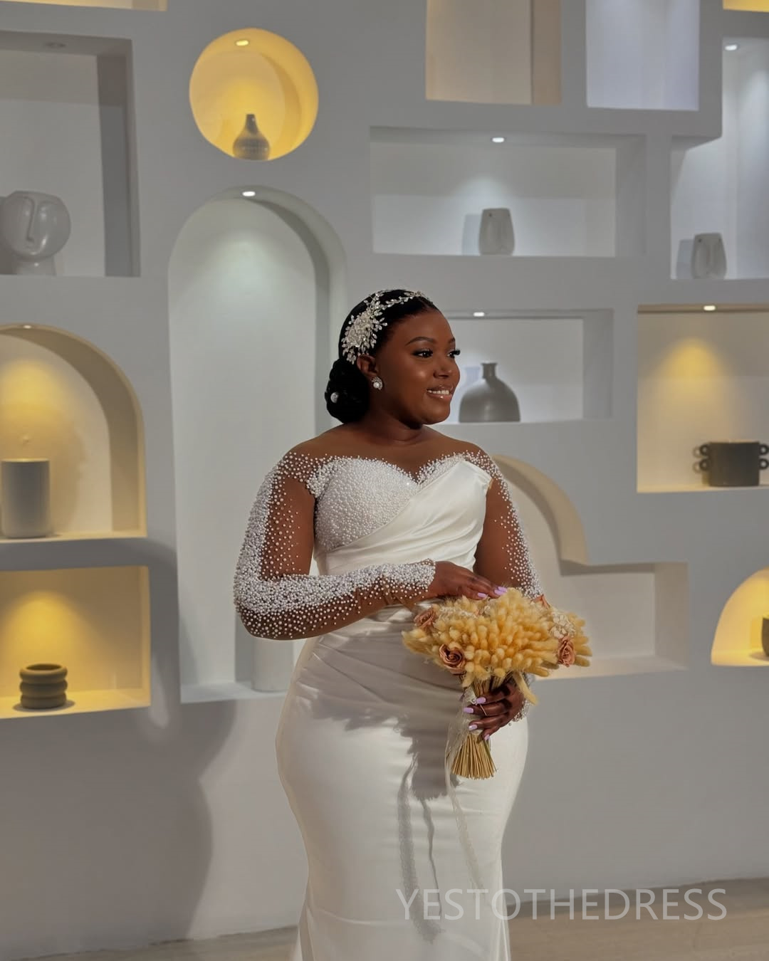 2025 African Wedding Dress Bridal Gowns Plus Size Mermaid Wedding Gowns Crystals Neck Pearls Beaded Lace Gowns For Nigeria Black Women Marriage D461