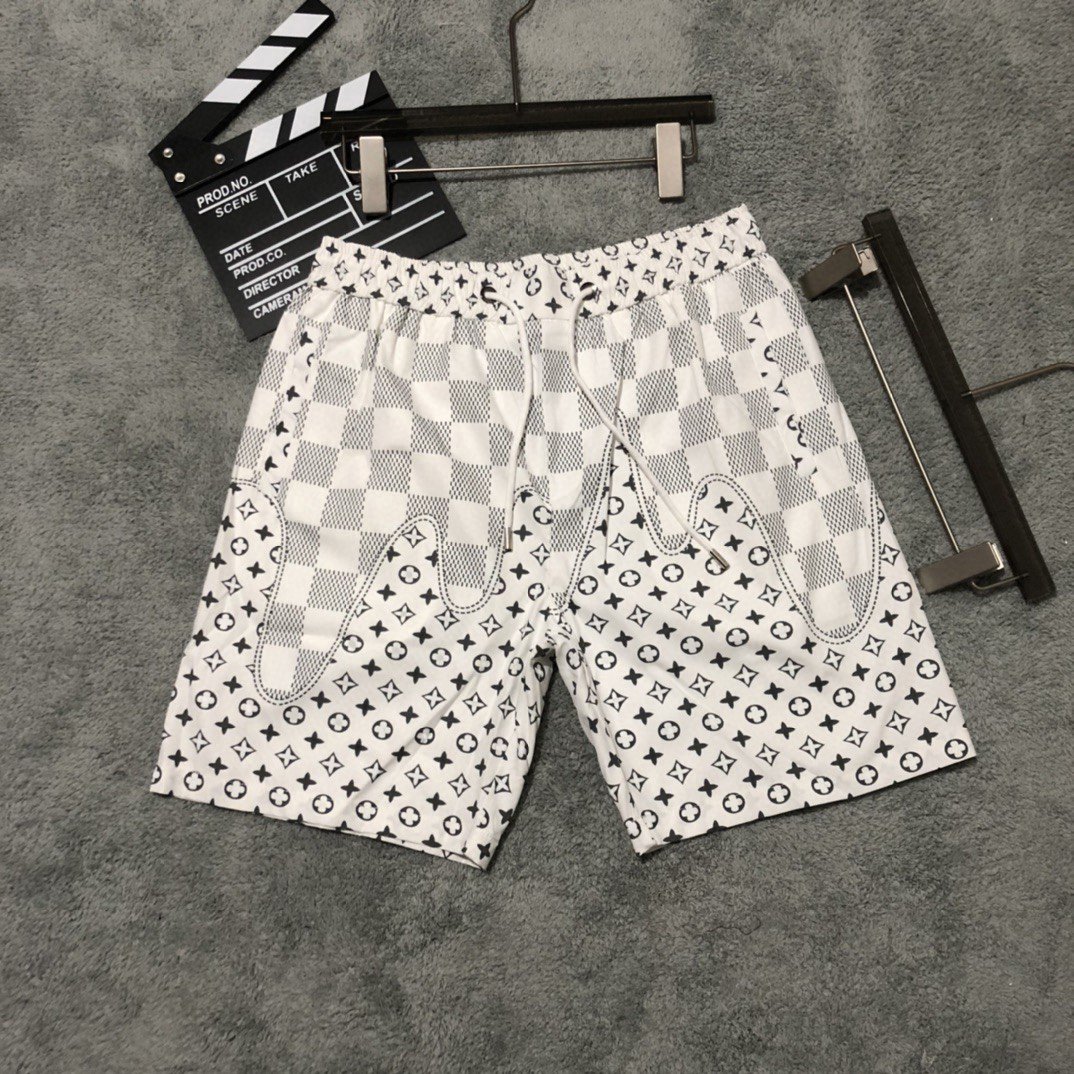 Mens Designer Swimming Trunks Fashion Water Reactive Swim Trunks Quick Drying SwimWear Swim Shorts Summer Bathing Suit Beachwear Water Board Shorts