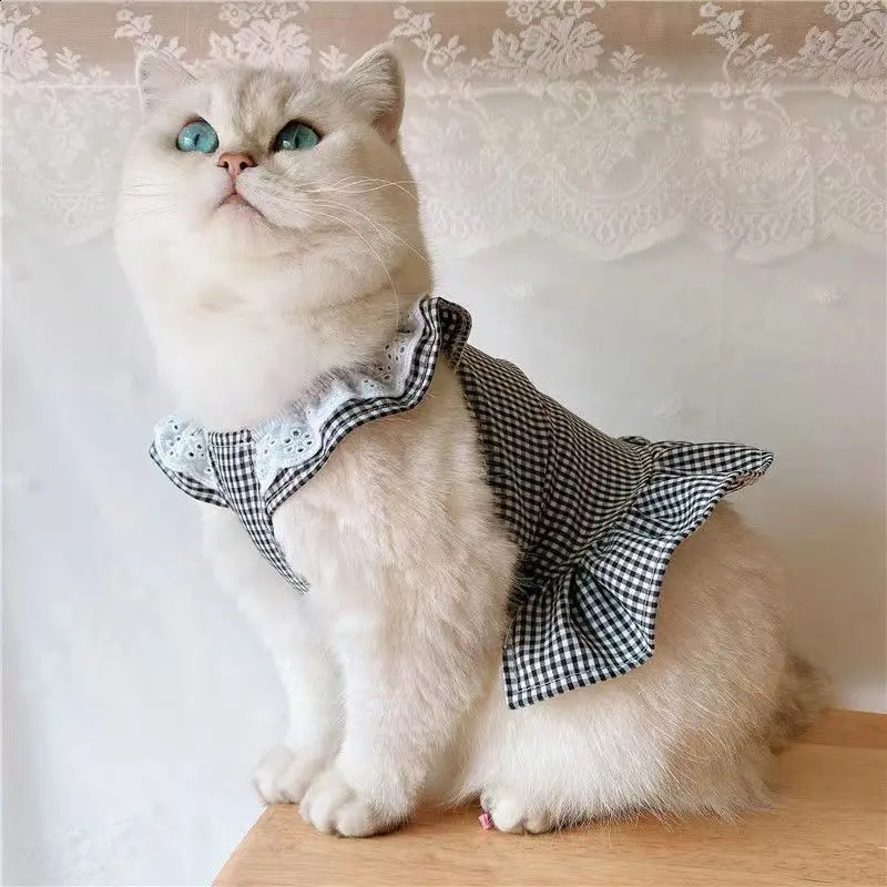 Spring Summer Little Flying Sleeves Cat Dress Checkered Pet Vest Skirt Dog Clothes Girl Heart Cat Clothes 241231