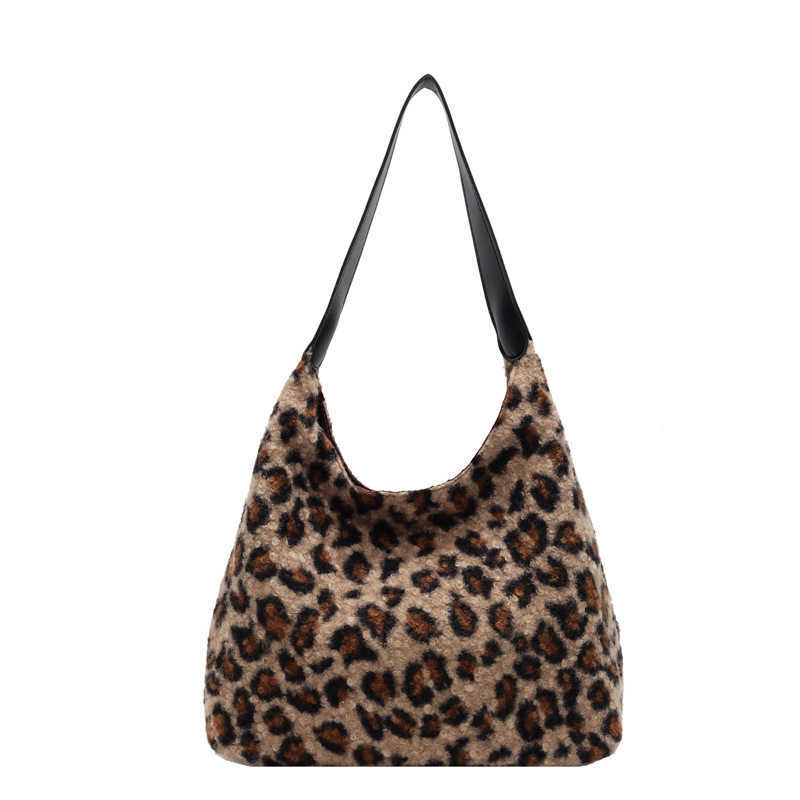 Winter fashion furry trend 2024 new fashionable leopard print lazy style commuting armpit tote women's bag 241231