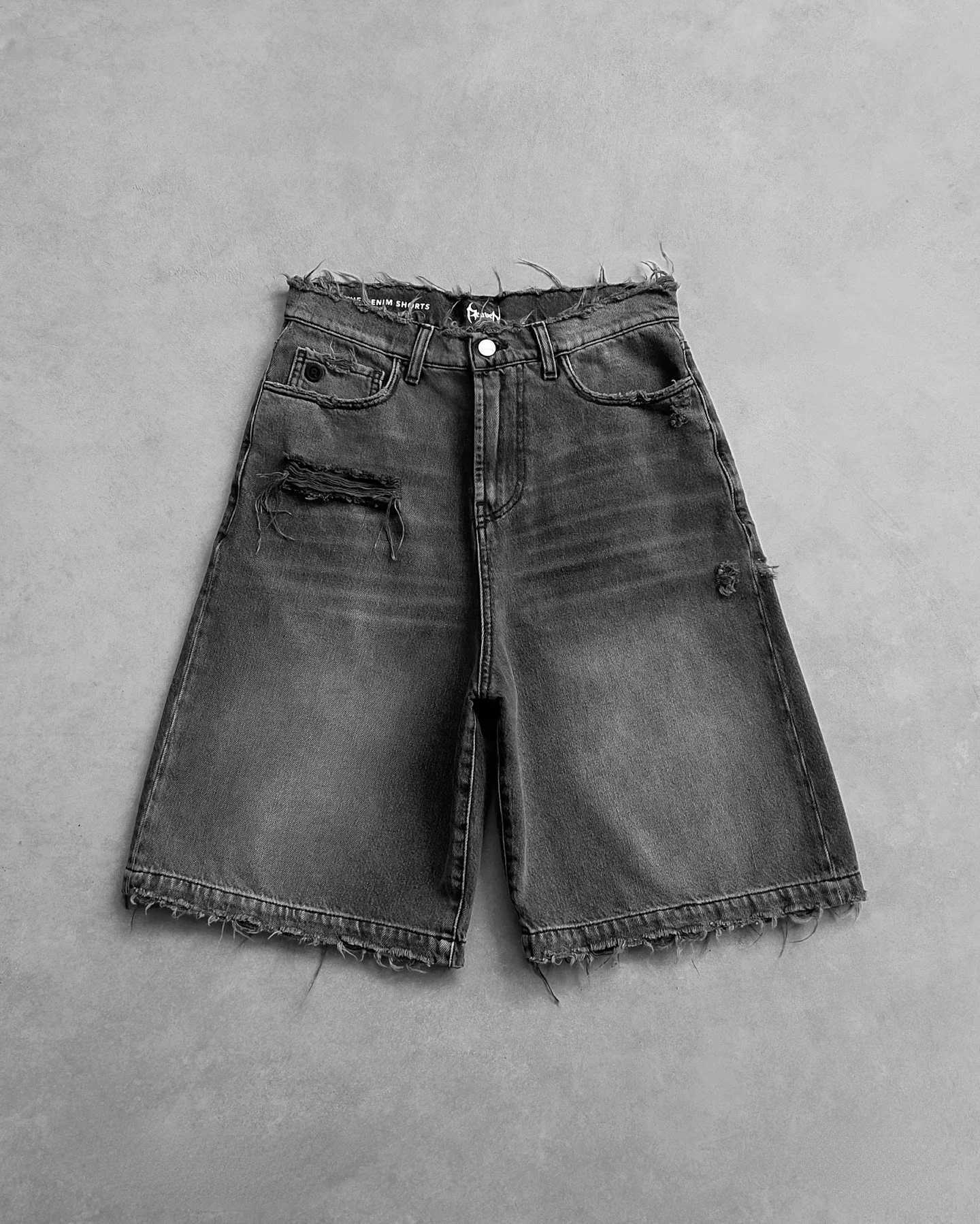 Y2k Black Punk Wash Baggy Work Shorts Men Women Summer Hip Hop Ripped Hole Denim Shorts Raw Edge Casual Jorts Streetwear W250117