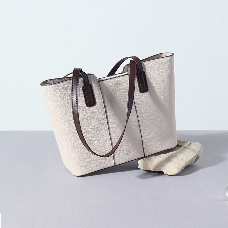 Big 2024 New Tote Large Capacity Commuter Versatile Mom for Women Single Shoulder Bag