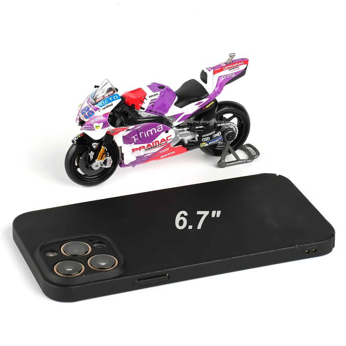 Maisto 1 18 2022 GP Racing Ducati Pramac Racing Die Casting Car Collectable Motorcycle Model Toy W241231