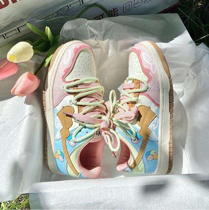 2025 Col Orful Ice Cream Print For Women Hot Casual All Match New Winter Student Sneakers Beautiful Shoes