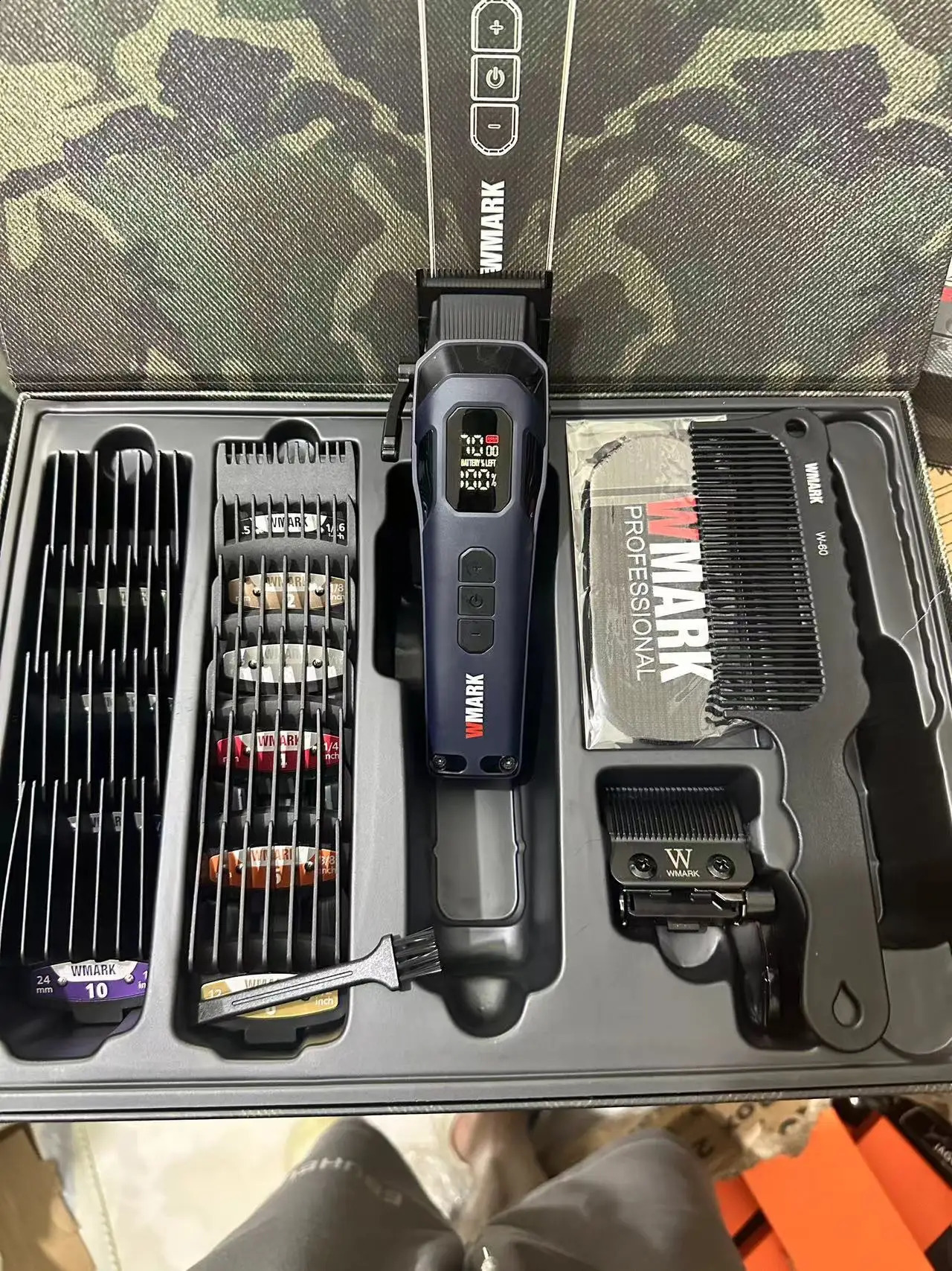 WMARK Hair clipper NG-8080 Electric adjustable high speed electric clippers charging hair salon 241231