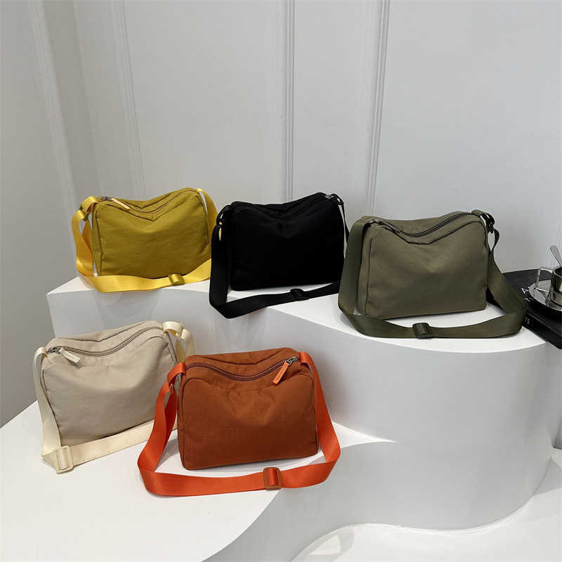 Oxford Cloth Leisure Art Style 2024 Summer New Style Texture Fashion Simple Solid Color Large Capacity Shoulder Bag