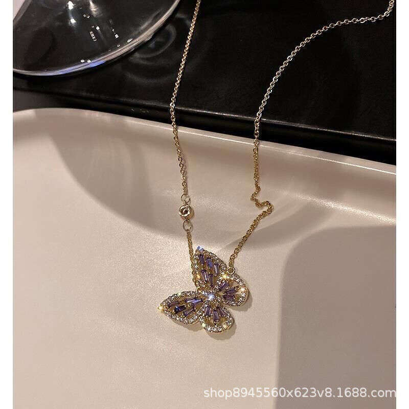 new ins cool trend butterfly necklace womens minimalist clavicle chain light niche design accessories