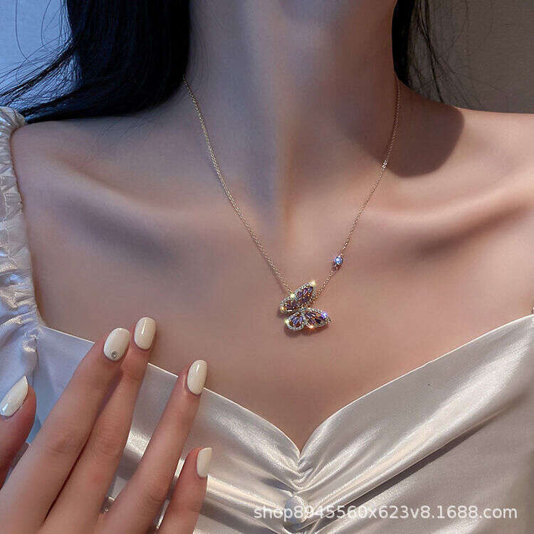 new ins cool trend butterfly necklace womens minimalist clavicle chain light niche design accessories
