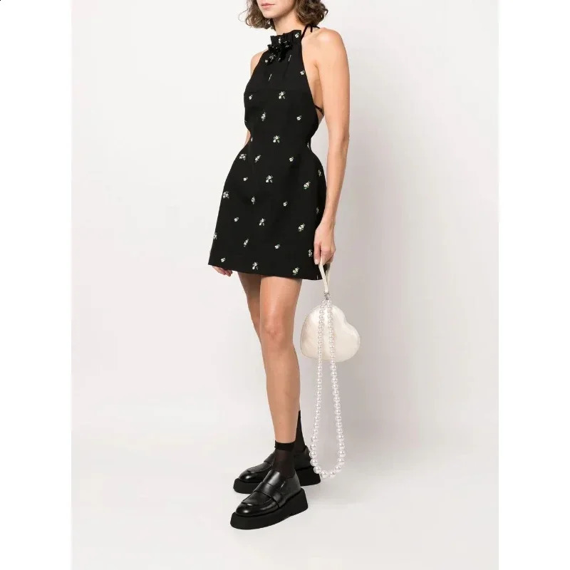 Heart Shaped Evening Bag Female Acrylic Pearl Fashion Trend Handbag High-Grade Wedding Party Lovely Mini Purse Clutch 241231