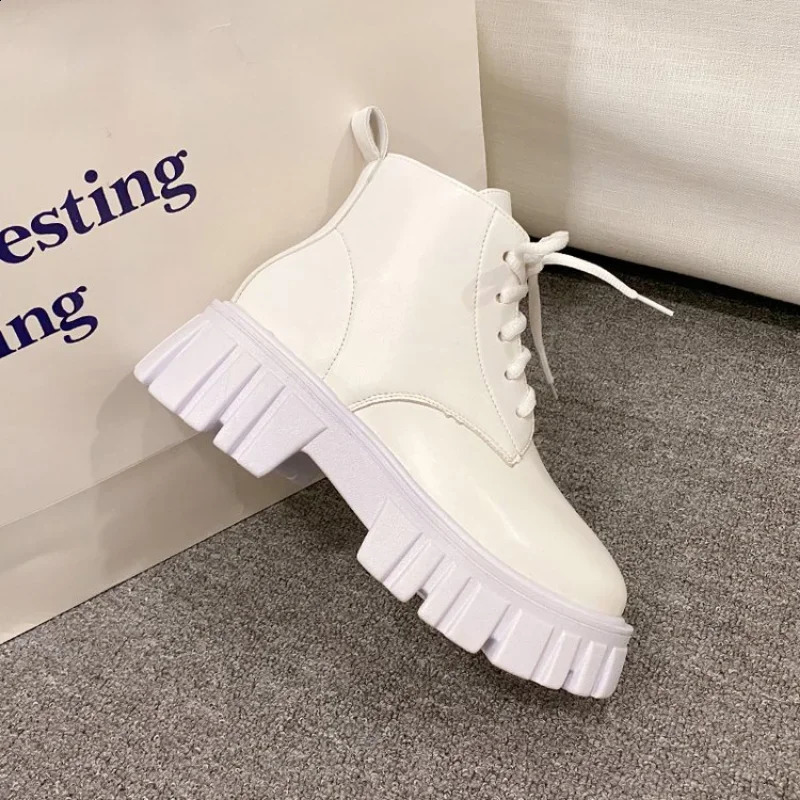 White Women Ankle Boots Autumn Winter Platform Zipper Women Punk Boots Thick Sole Lace Up Combat Booties Female Mujer 241231
