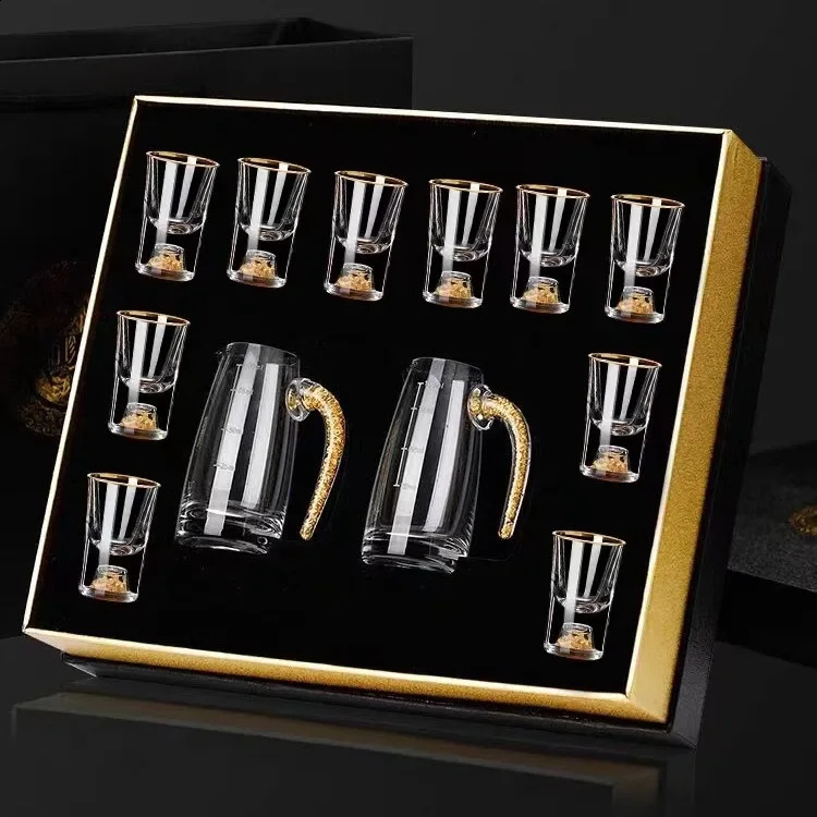 7pcs Gold foil small wine cup Baijiu dispenser small household wine cup glass crystal wine set spirits cup 241231