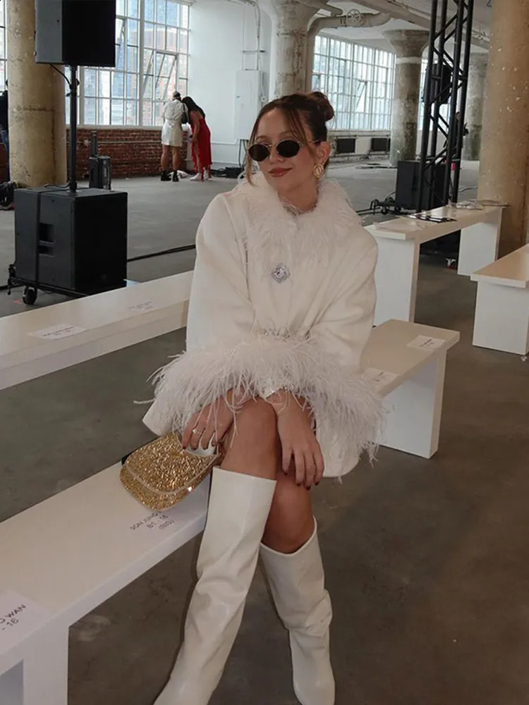 Vintage Feather Women Jacket Elegant Patchwork Single-breasted Pockets Female Coat Autumn Loose Ladies High Street Outwear 241230