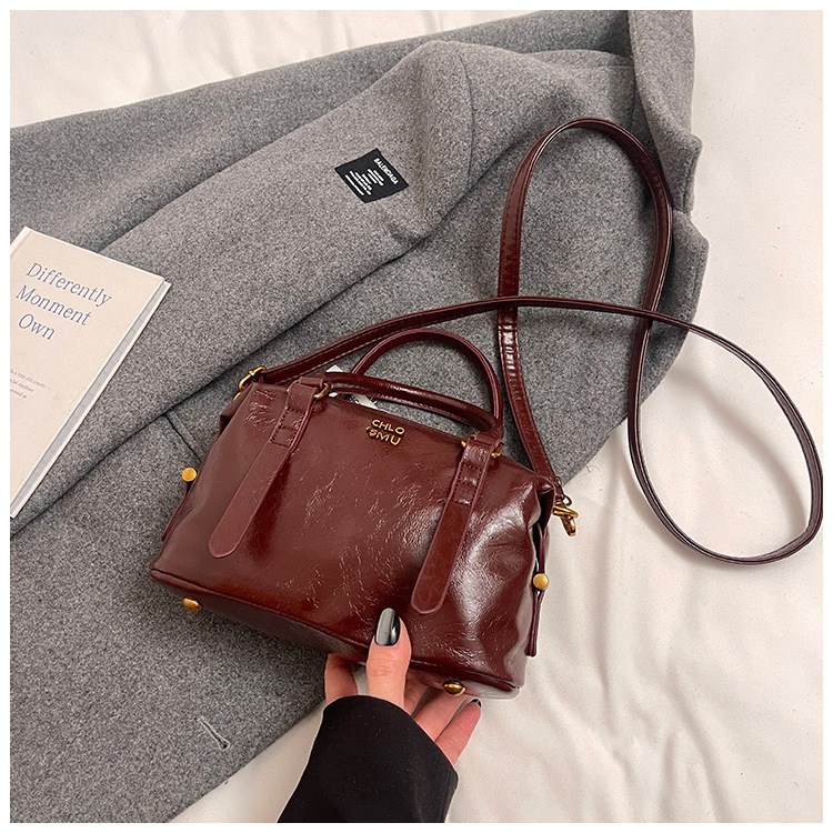 Women Shoulder Bag Fashion Outdoor Versatile Retro Trendy Designer Bag High-end Triple Black Brown Coffee Burgundy Free shipping