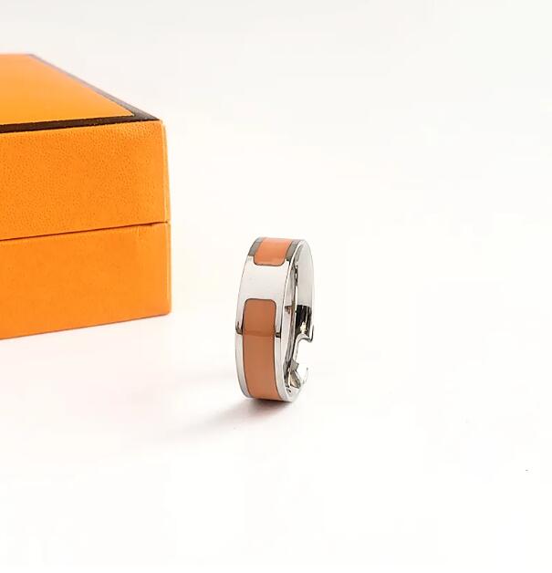 New High Quality Designer Ring Stainless Steel Ring Band Width 6MM Couple Rings for Men and Women Modern Style m5213