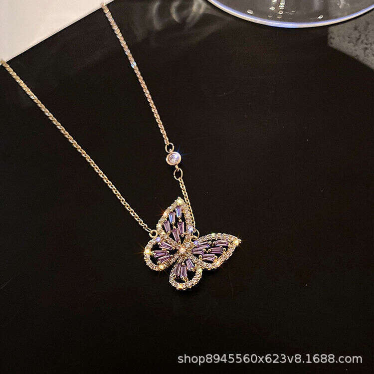 new ins cool trend butterfly necklace womens minimalist clavicle chain light niche design accessories