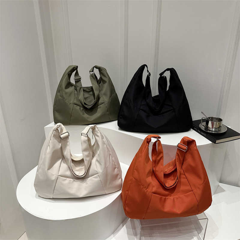 Korean style large capacity canvas lazy style commuting casual pleated work ins minimalist underarm tote single shoulder women's bag 241231