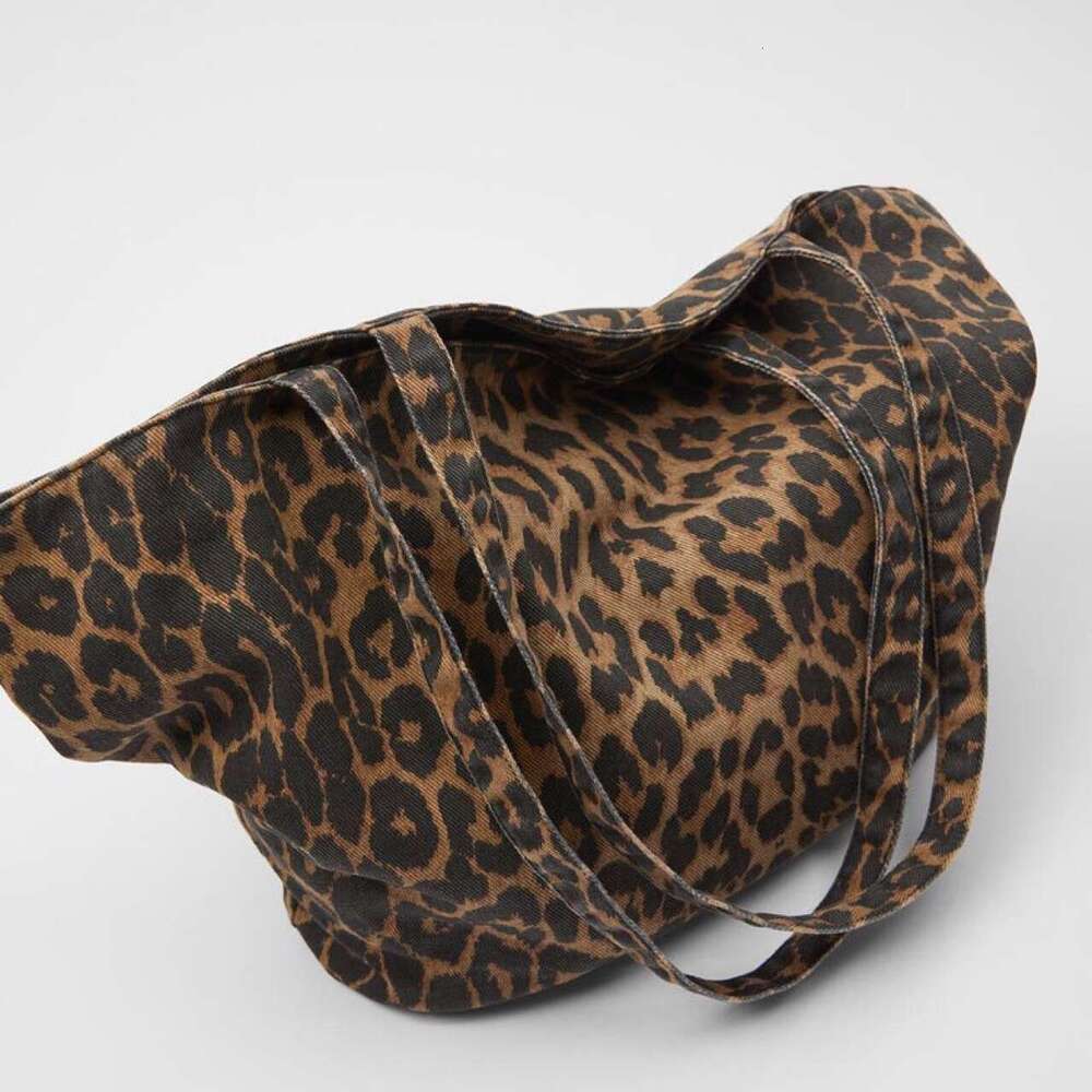 Women's New Large Capacity Tote Bag, Women's Leopard Animal Print Fabric, Single Shoulder Hand-Held Shopping Bags