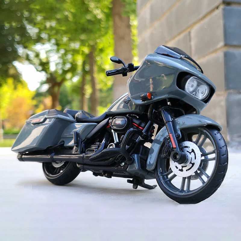 Maisto 1/18 Harley Davidson 2018 CVO Road Glide Motorcycle Model Toy Vehicle Collection Shork Absorber off-road toy car W241231