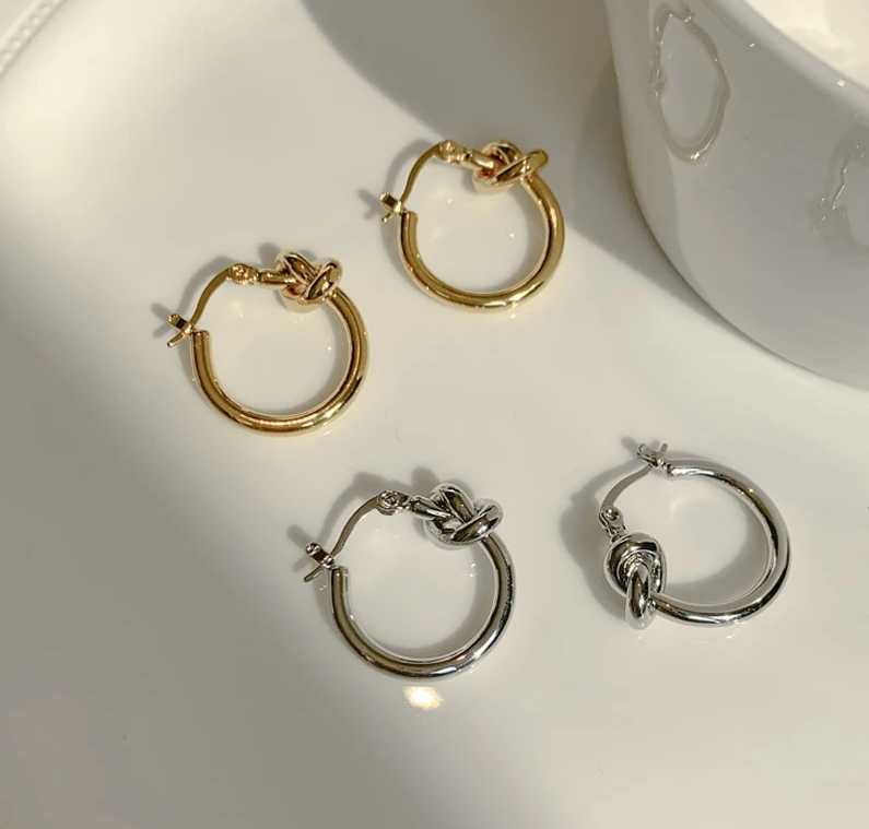 Hot Earrings Designer Circle Knotted 18K Gold Silver Earrings Women Top Quality Famous Luxury Jewelry Trendy