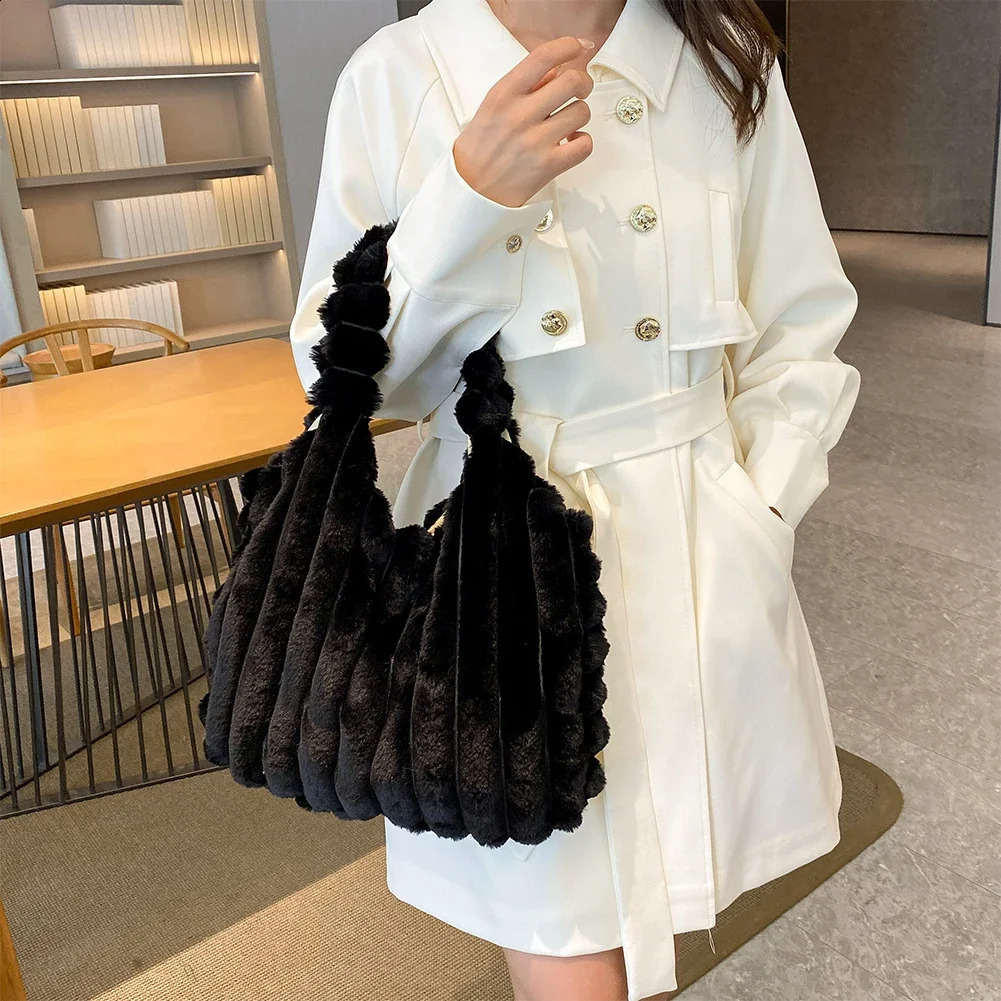 Women Plush Tote Handbag Large Capacity Soft Satchel Bag Versatile Fashion Casual Shopping Tote Bag 241231