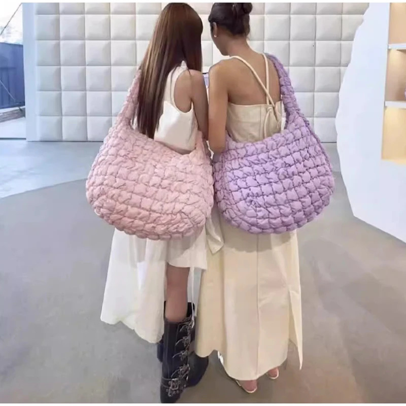 New Cloud Folded Soft Pleated Bubbles Shoulder Bags Dumpg Large Capacity Tote Bag Cotton Underarm Handbag Woman